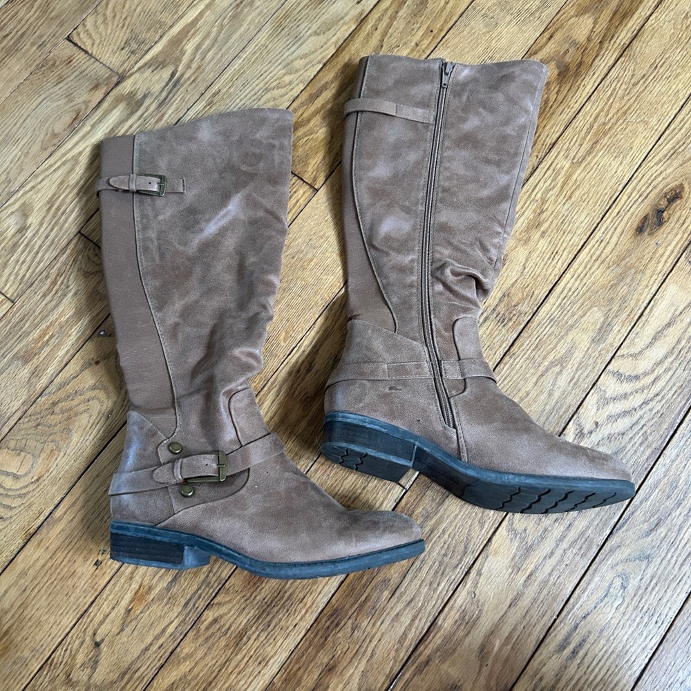 Baretraps Yanessa Taupe Brown Tall Riding Boots Buckle Detail Size 9M